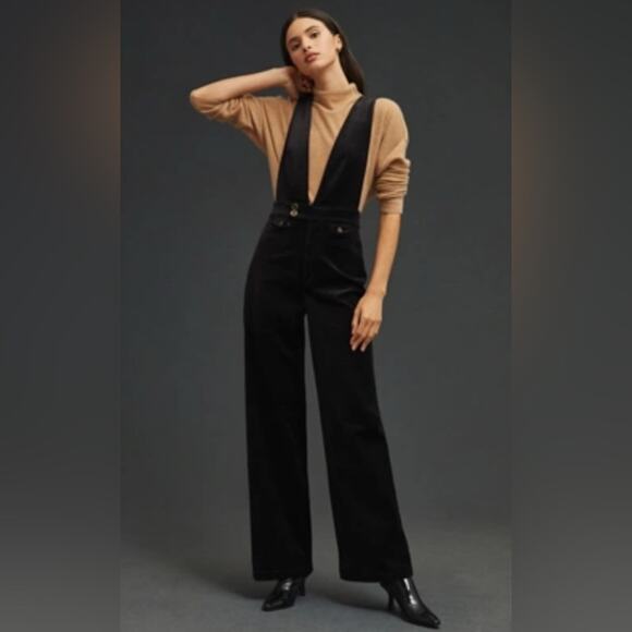 Pilcro Anthropologie Velvet Overalls Deep V-Neck High Waisted Size 26 EUC Black - Picture 1 of 10